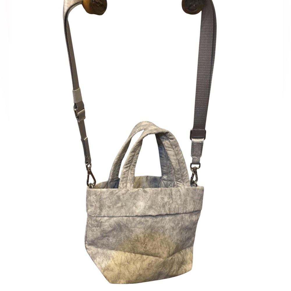 NWT Lululemon on my level small tote CRISP STONE VAPOR MULTI